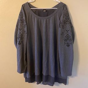 Torrid Sweatshirt Size 4
